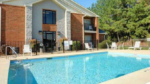 meck-clarion-pointe Clarion Pointe Mecklenburg