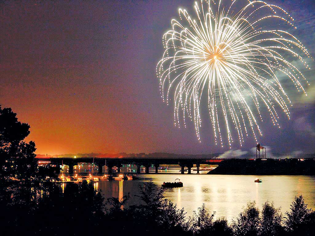 Lakefest_Fireworks